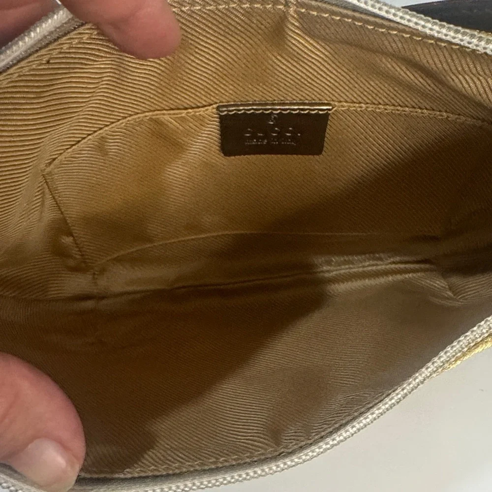 Gucci Gold GG Metallic Gold Half Moon Hobo Shoulder bag aka pouchette - Picture 8 of 12